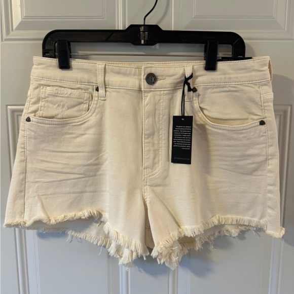 NWT Jane Short by KUT From The Kloth in Ecru Size 10 - Picture 8 of 12